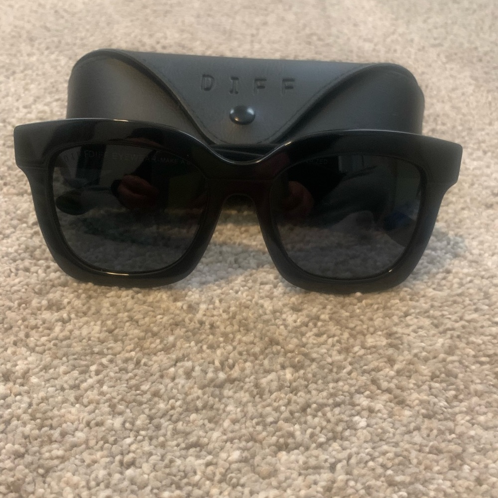 Diff Oversized Sunglasses - image 1